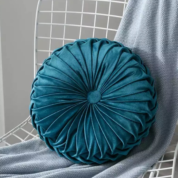 Other - Last 1 Sale 🎉 Pleated Velvet Accent Pillow💫